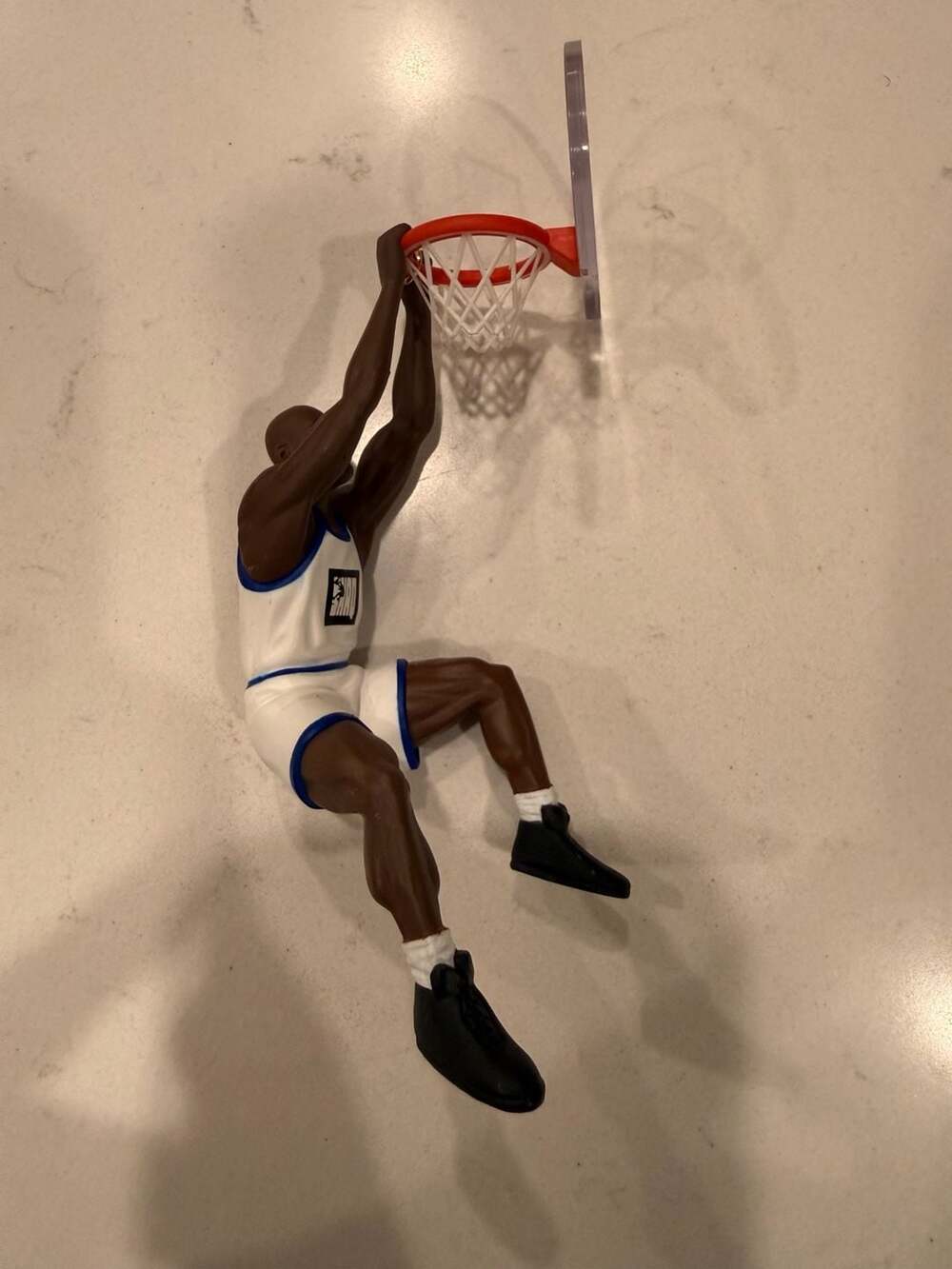 1995 Hallmark Shaquille O'Neal Hoop Stars Christmas Ornament